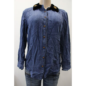 Soft Surroundings Shirt Womens Size Medium Blue Denim Chambray Velour Collar